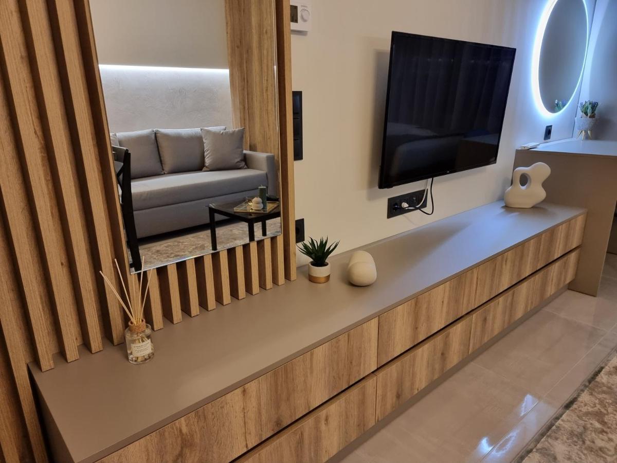 Iris City Center Premium Studio Thessaloníki Ngoại thất bức ảnh